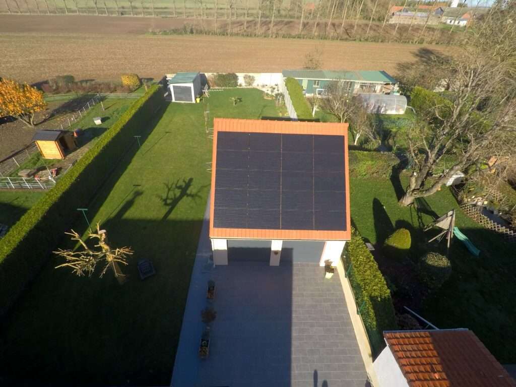 découvrez comment installer des panneaux solaires en 2025 pour réduire votre facture d'électricité et contribuer à la protection de l'environnement. suivez nos conseils pratiques et choisissez les meilleures options pour votre projet solaire.