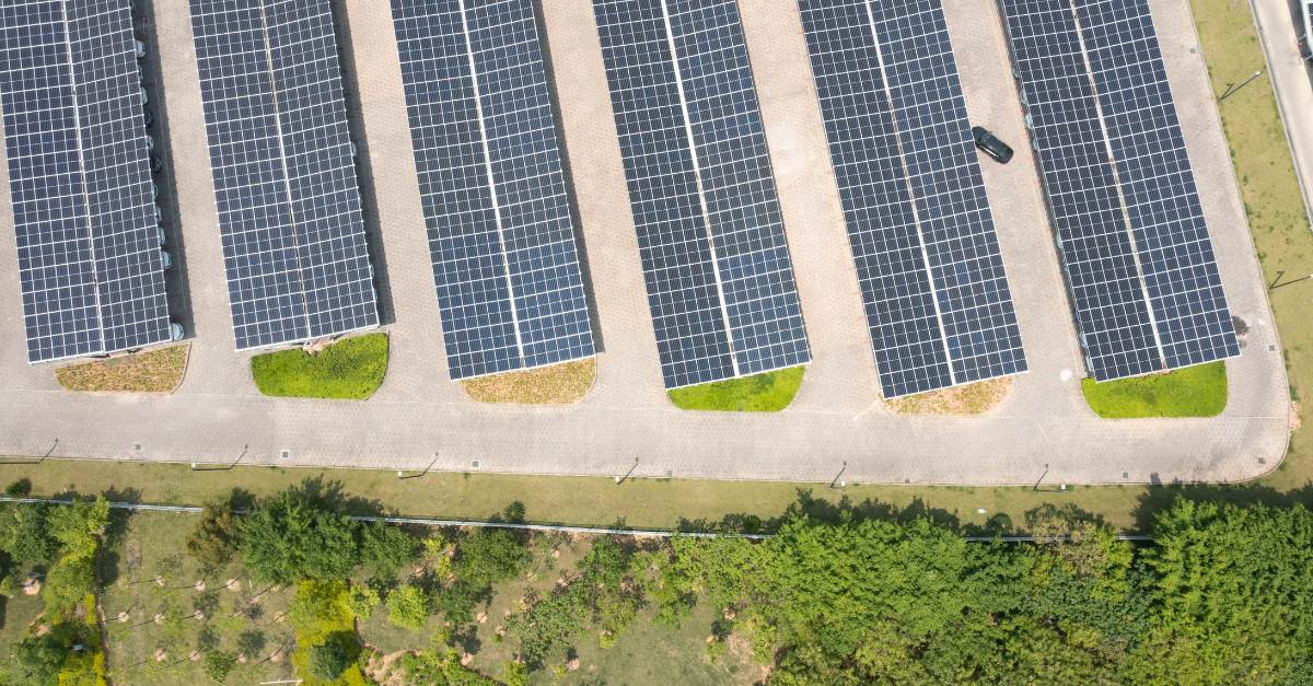 d&eacute;couvrez les innovations et tendances en mati&egrave;re de stockage d'&eacute;nergie solaire pour 2025. optimisez vos installations solaires avec des solutions de stockage avanc&eacute;es, garantissant efficacit&eacute; et durabilit&eacute;. restez en avance sur les nouvelles technologies pour un futur &eacute;nerg&eacute;tique responsable.