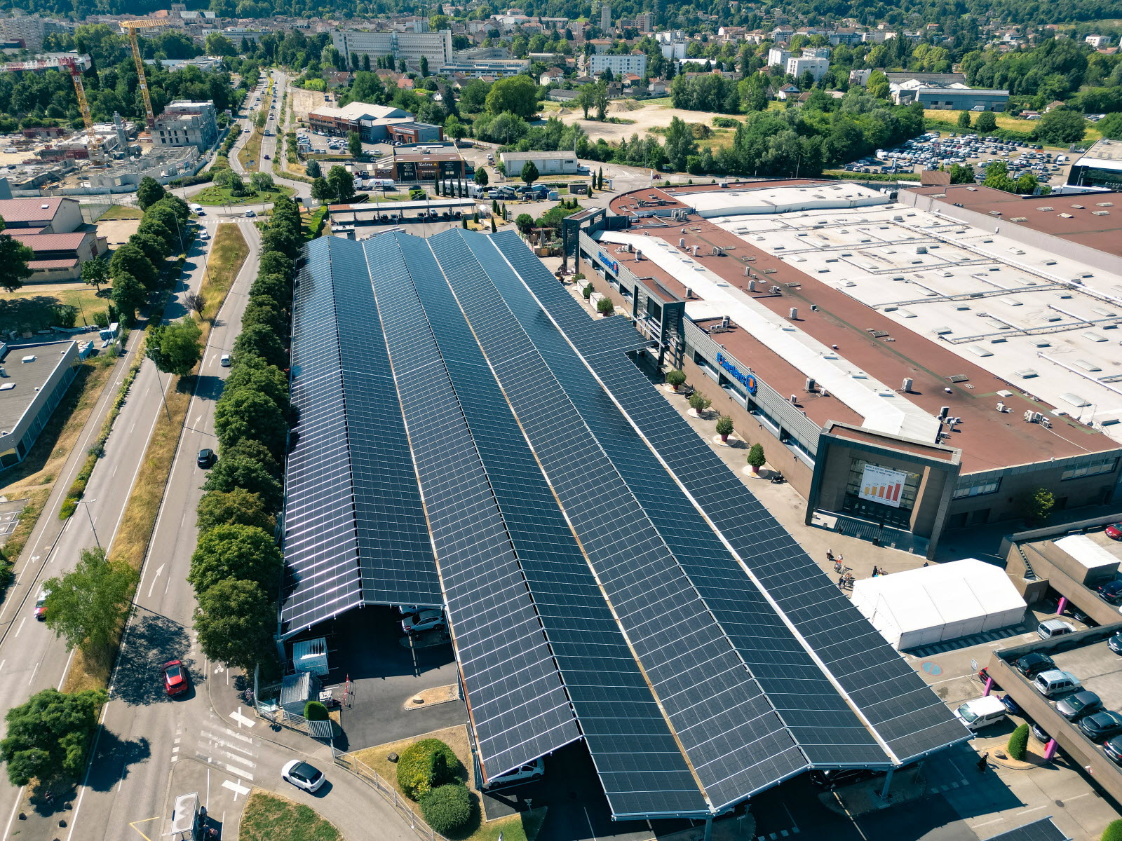 d&eacute;couvrez notre magasin photovolta&iuml;que &agrave; saint-berthevin : vente et installation de panneaux solaires, conseils personnalis&eacute;s et solutions sur mesure pour votre projet d'&eacute;nergie renouvelable.