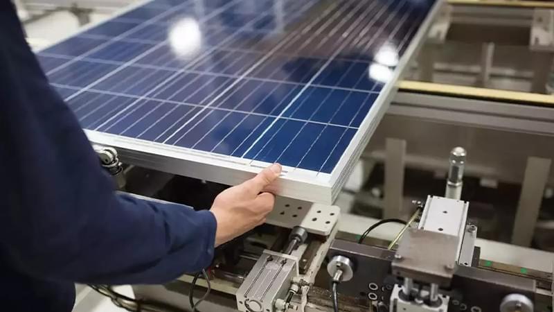 d&eacute;couvrez les principales tendances des panneaux solaires en 2025, innovations technologiques, performances accrues et solutions &eacute;cologiques pour optimiser votre production d'&eacute;nergie renouvelable.