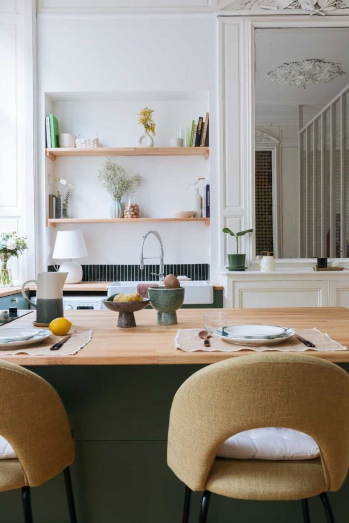 expert en r&eacute;novation d'appartements et de maisons &agrave; paris, offrant des solutions sur mesure pour transformer votre int&eacute;rieur avec qualit&eacute; et professionnalisme.